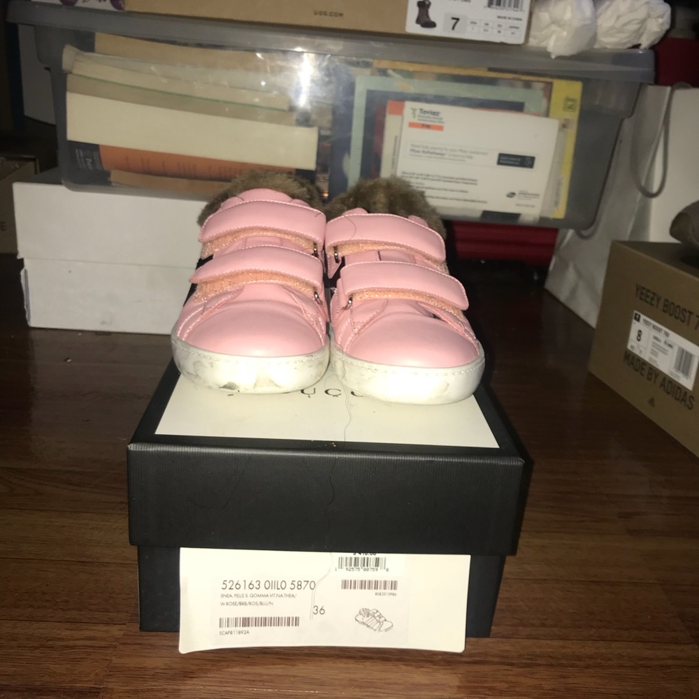 Girls Authentic Gucci sneaker shoe